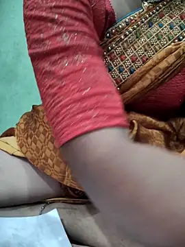 Snapshot of Geeta-143 chatting on December 2025 09:57:02 AM Geeta-143 online show from December 2025 09:57:02 AM