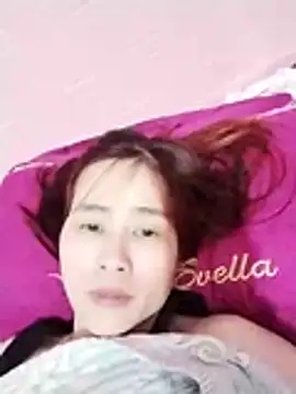 Snapshot of Swan-white123 chatting on November 2025 04:56:02 AM Swan-white123 online show from November 2025 04:56:02 AM