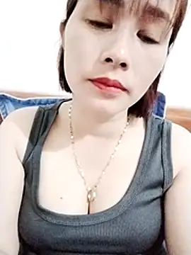 Snapshot of Swan-white123 chatting on December 2025 03:40:02 PM Swan-white123 online show from December 2025 03:40:02 PM