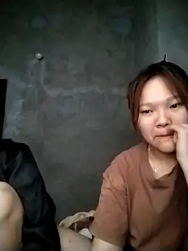 Snapshot of m-mbae chatting on April 2026 08:26:01 AM m-mbae online show from April 2026 08:26:01 AM