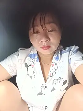 Snapshot of vangkt-cute chatting on July 2026 08:37:01 PM vangkt-cute online show from July 2026 08:37:01 PM