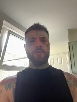 Snapshot of magicmichaell chatting on April 2026 02:45:02 PM magicmichaell online show from April 2026 02:45:02 PM