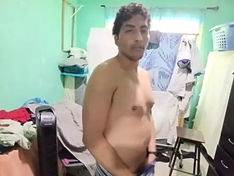 Snapshot of charlyver36 chatting on November 2025 09:36:02 PM charlyver36 online show from November 2025 09:36:02 PM