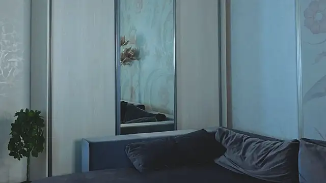 SecretVenom online show from November 2025 08:11:02 AM