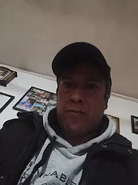 Snapshot of Riki121274 chatting on August 2026 01:08:02 AM Riki121274 online show from August 2026 01:08:02 AM