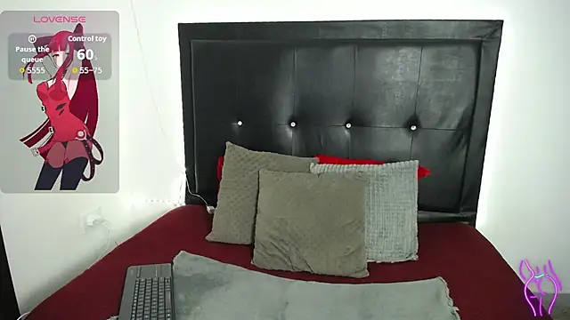 perla stone 20 online show from May 2026 11:11:01 PM