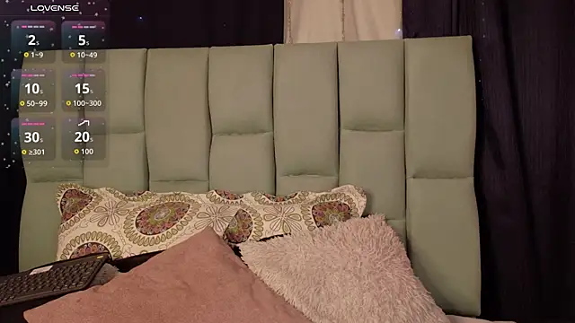 Snapshot of DahliaVex_ chatting on March 2026 11:43:02 AM DahliaVex online show from March 2026 11:43:02 AM