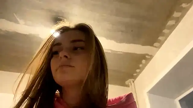 GeralynChiszar online show from November 2025 05:18:02 AM