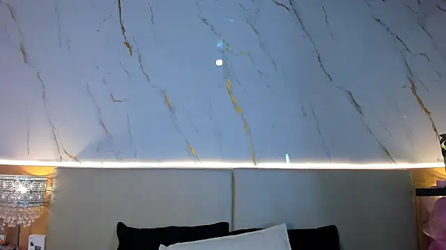 april grey11 online show from April 2026 12:34:02 PM