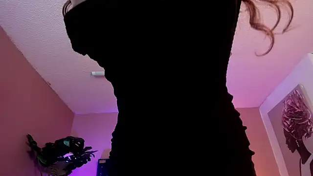 Velvet Dreamss online show from July 2026 03:14:02 PM