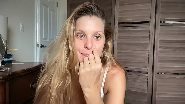 prettylittlekittycat online show from June 2026 10:47:02 PM