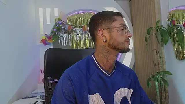 Alanrodgers online show from April 2026 12:01:01 PM