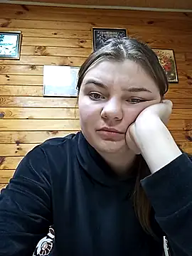 Viktoria kis online show from November 2025 07:24:01 PM