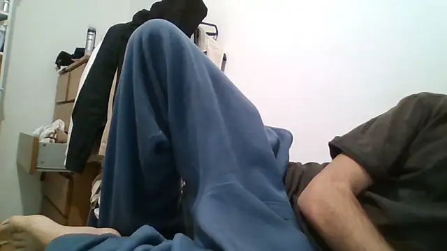 Snapshot of Thisispikachu chatting on March 2026 05:29:01 PM Thisispikachu online show from March 2026 05:29:01 PM