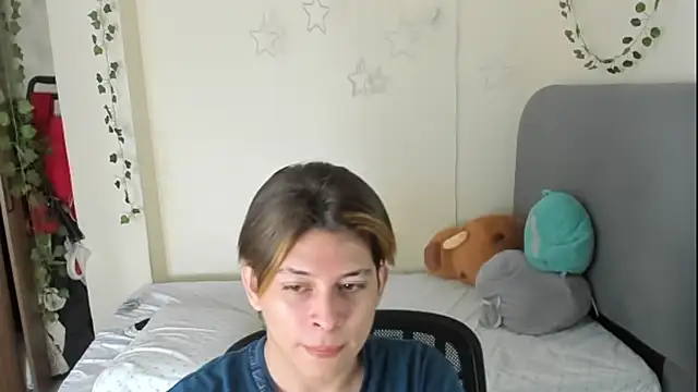 Felix kitty online show from November 2025 07:24:01 PM