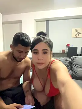 MAX Jhonnson online show from November 2025 06:46:02 AM