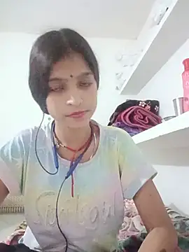 Snapshot of Mohnicute chatting on May 2026 06:15:02 PM Mohnicute online show from May 2026 06:15:02 PM