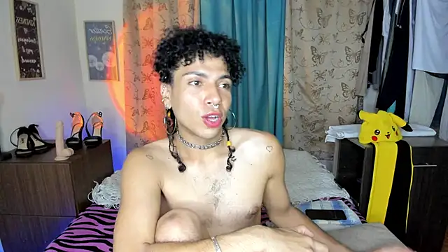 Angel White25 online show from April 2026 02:58:01 AM