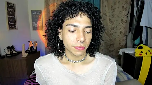 Angel White25 online show from April 2026 11:30:02 PM