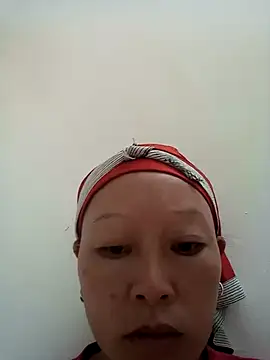 girl-hot2x online show from November 2025 11:15:01 PM