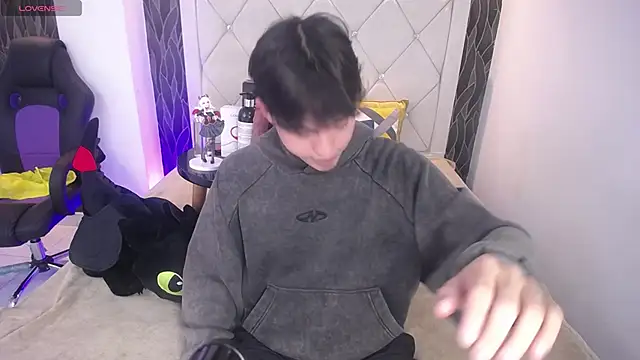 Samu FoXXX online show from November 2025 08:03:01 PM