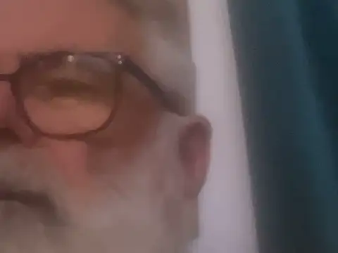 LeatherSdaddy online show from December 2025 06:38:01 PM