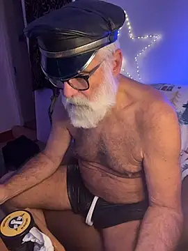 LeatherSdaddy online show from December 2025 03:46:01 AM