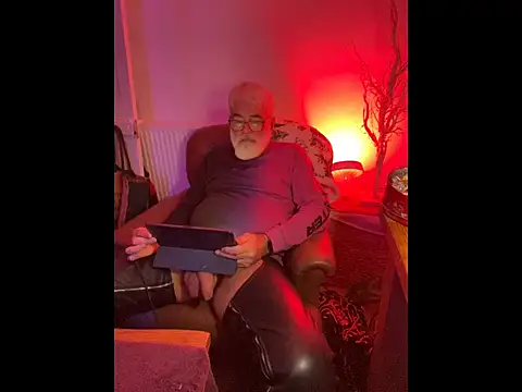 LeatherSdaddy online show from January 2026 05:49:02 PM