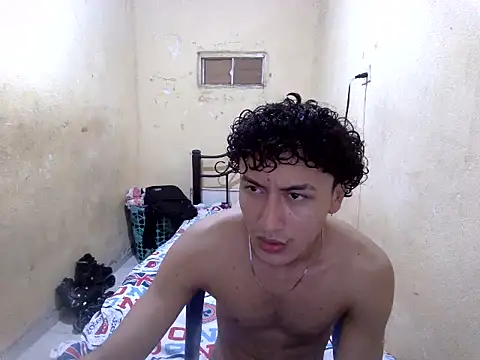 Snapshot of Novato_o chatting on June 2026 06:38:02 AM Novato o online show from June 2026 06:38:02 AM