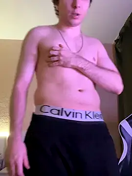 Snapshot of Gusman112 chatting on December 2025 10:04:02 PM Gusman112 online show from December 2025 10:04:02 PM