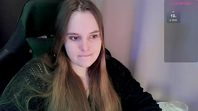 Snapshot of Noir_Ember_ chatting on May 2026 05:07:02 PM Noir Ember online show from May 2026 05:07:02 PM