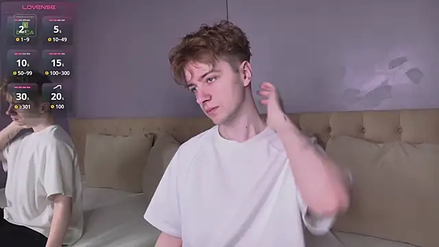 Paul Holt online show from November 2025 08:33:02 PM