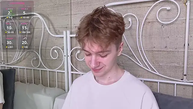 Paul Holt online show from November 2025 08:23:02 PM