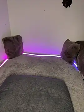 Snapshot of AuroraAllure_27 chatting on March 2026 07:07:02 PM AuroraAllure 27 online show from March 2026 07:07:02 PM