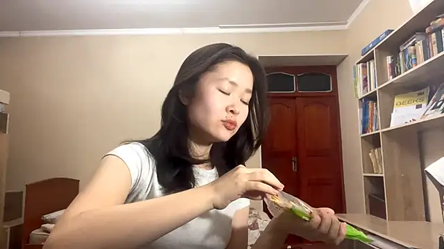 HuldaKye online show from January 2026 02:32:01 PM