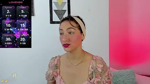 kirakay1 online show from November 2025 11:32:01 AM