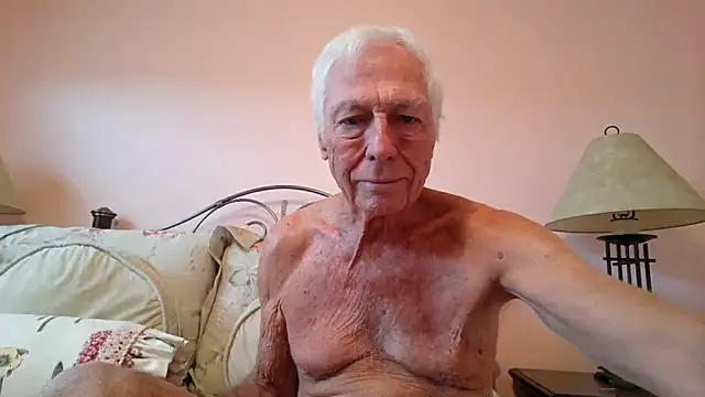Snapshot of capttp chatting on November 2025 04:05:01 PM capttp online show from November 2025 04:05:01 PM