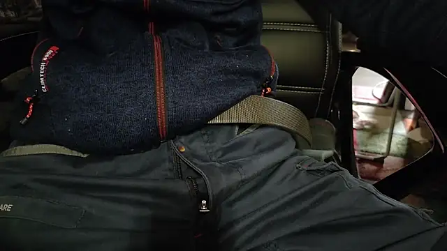 Snapshot of Chrisatmiami chatting on March 2026 01:44:01 PM Chrisatmiami online show from March 2026 01:44:01 PM