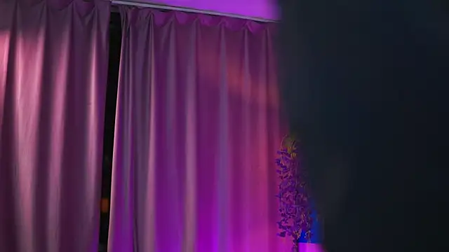 ElyssawetXX online show from April 2026 06:34:01 PM