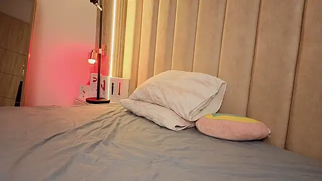 Snapshot of Iamnyxy chatting on April 2026 11:37:01 AM Iamnyxy online show from April 2026 11:37:01 AM