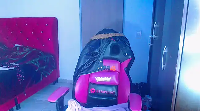 katecute88 online show from January 2025 12:00:01 PM