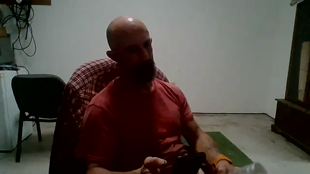 Snapshot of VendedLunching chatting on April 2026 01:32:01 AM VendedLunching online show from April 2026 01:32:01 AM