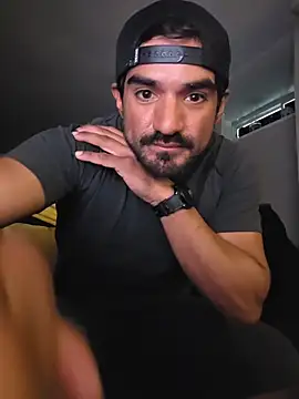 Snapshot of piggylatino chatting on March 2026 10:16:01 PM piggylatino online show from March 2026 10:16:01 PM