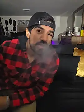 Snapshot of piggylatino chatting on March 2026 04:05:02 AM piggylatino online show from March 2026 04:05:02 AM