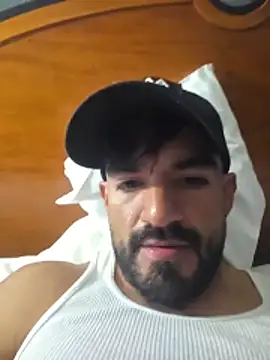 Snapshot of piggylatino chatting on March 2026 11:10:02 AM piggylatino online show from March 2026 11:10:02 AM