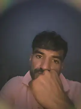 Snapshot of piggylatino chatting on April 2026 06:03:01 AM piggylatino online show from April 2026 06:03:01 AM