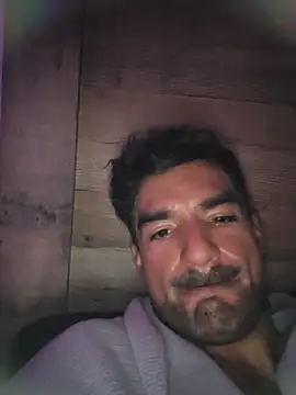 Snapshot of piggylatino chatting on April 2026 10:18:02 AM piggylatino online show from April 2026 10:18:02 AM