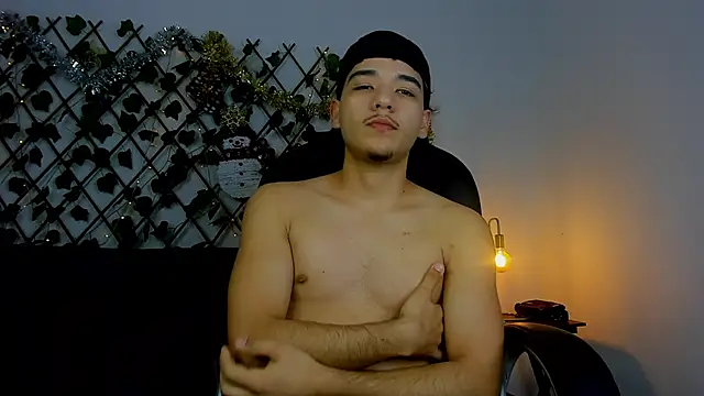 tiven-prince online show from December 2025 04:30:02 AM