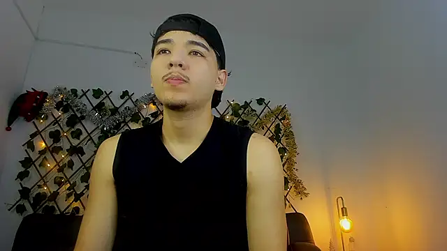 tiven-prince online show from December 2025 11:45:01 PM