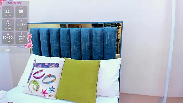 Maray Lous online show from April 2026 08:47:01 PM